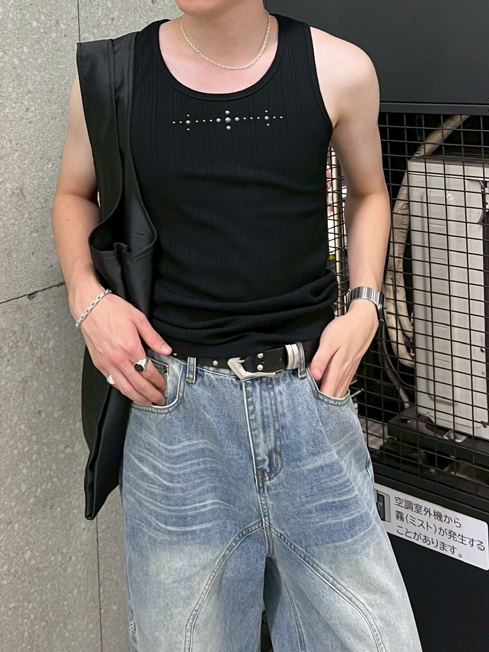 【Chikashitsu +】metal studs sleeveless / 【チカシツプラス】メタルスタッズタンクトップ (2color)