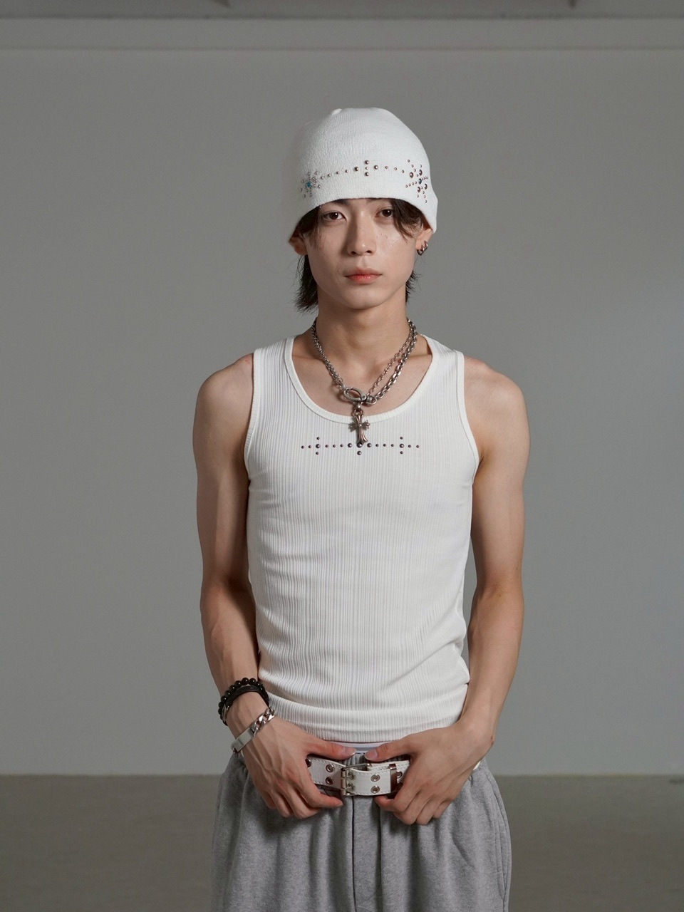 Chikashitsu +】metal studs sleeveless / 【チカシツプラス】メタル