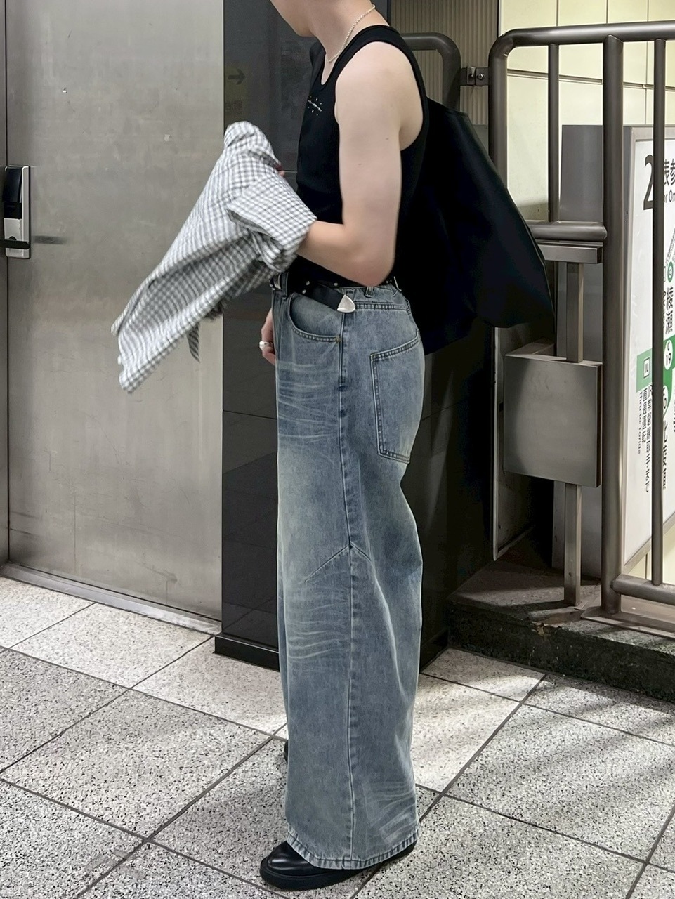 【Chikashitsu +】metal studs sleeveless / 【チカシツプラス】メタルスタッズタンクトップ (2color)