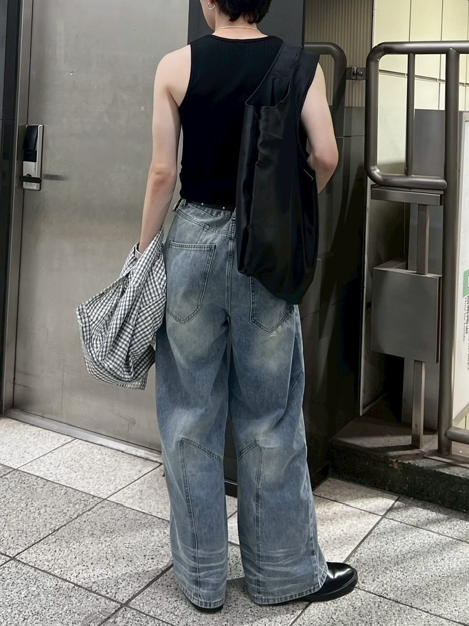 【Chikashitsu +】metal studs sleeveless / 【チカシツプラス】メタルスタッズタンクトップ (2color)