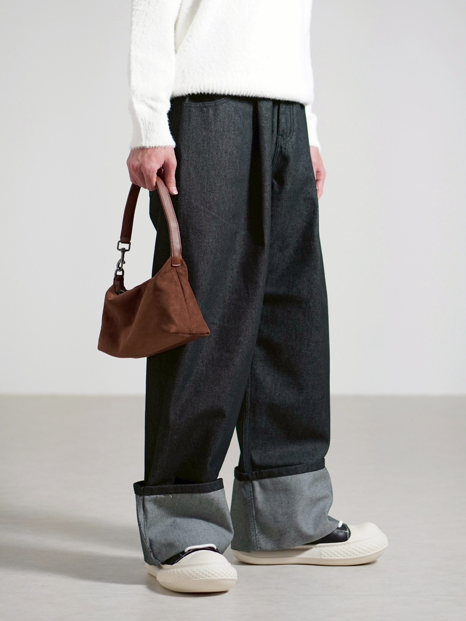 受注制【Chikashitsu +】roll-up balloon denim pants / 【チカシツプラス】ロールアップバルーンデニムパンツ (2color)