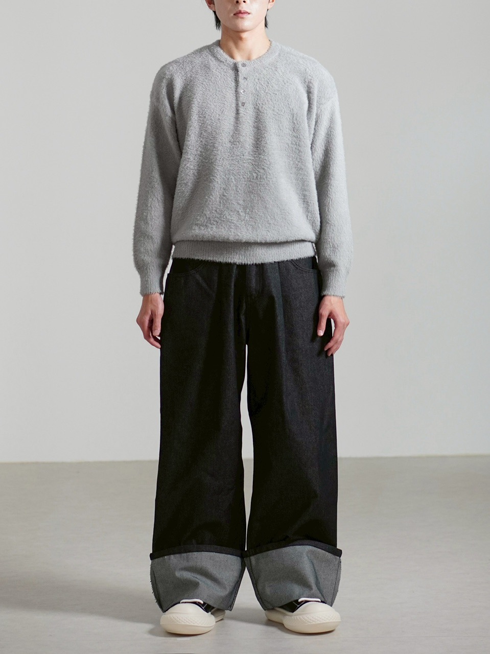 受注制【Chikashitsu +】roll-up balloon denim pants / 【チカシツプラス】ロールアップバルーンデニムパンツ (2color)