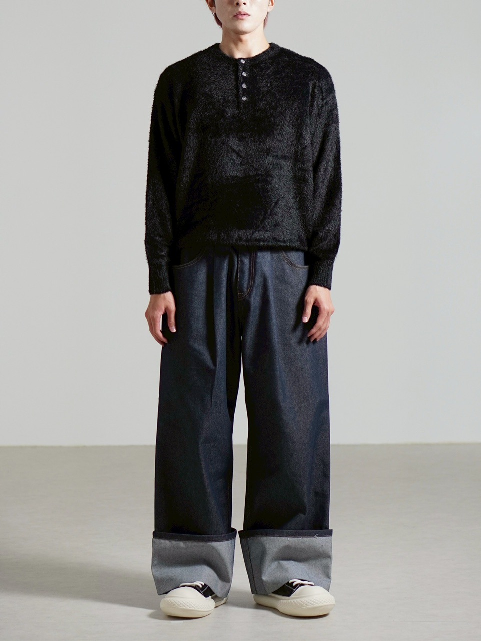 受注制【Chikashitsu +】roll-up balloon denim pants / 【チカシツプラス】ロールアップバルーンデニムパンツ (2color)