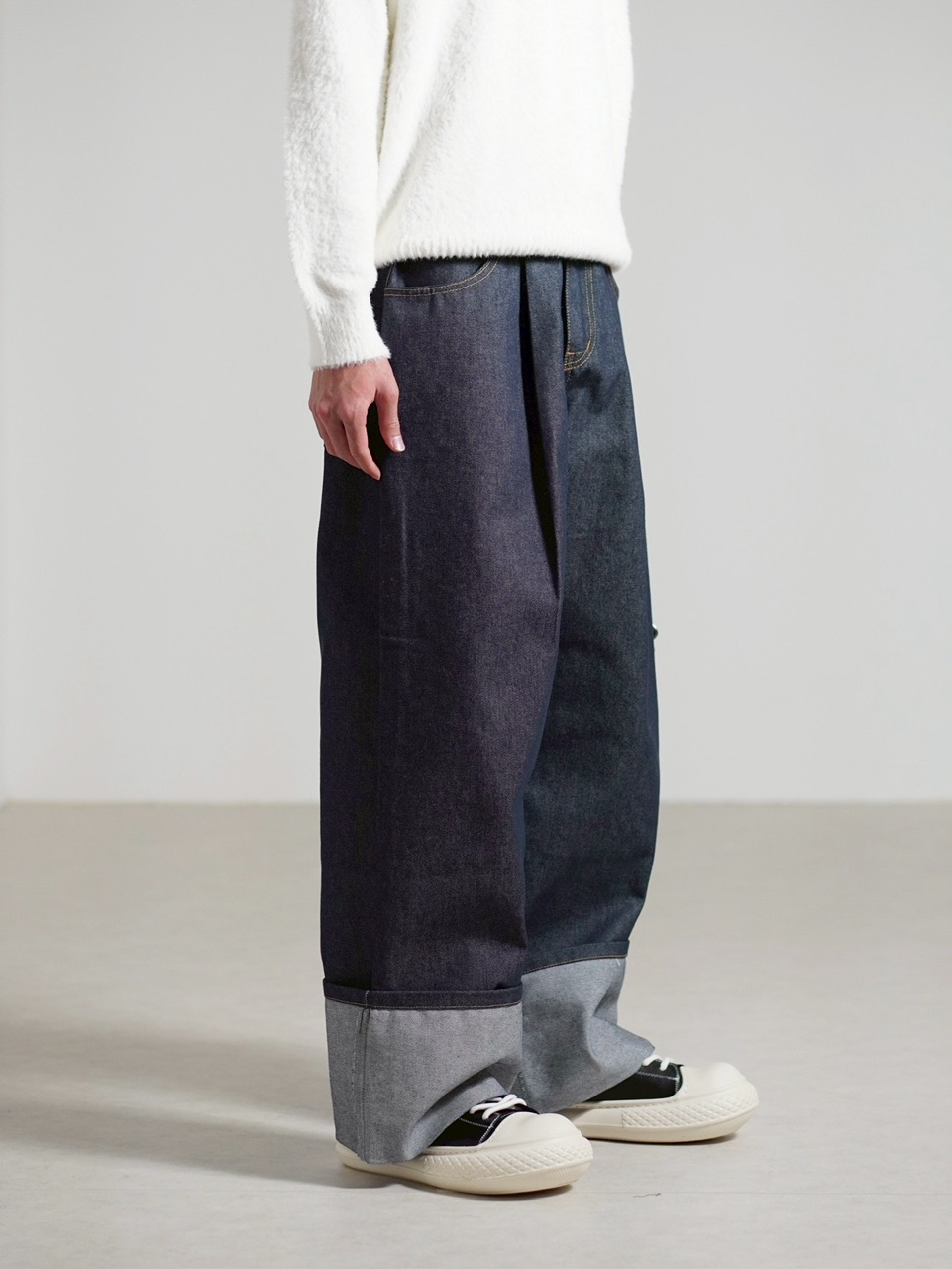 受注制【Chikashitsu +】roll-up balloon denim pants / 【チカシツプラス】ロールアップバルーンデニムパンツ (2color)