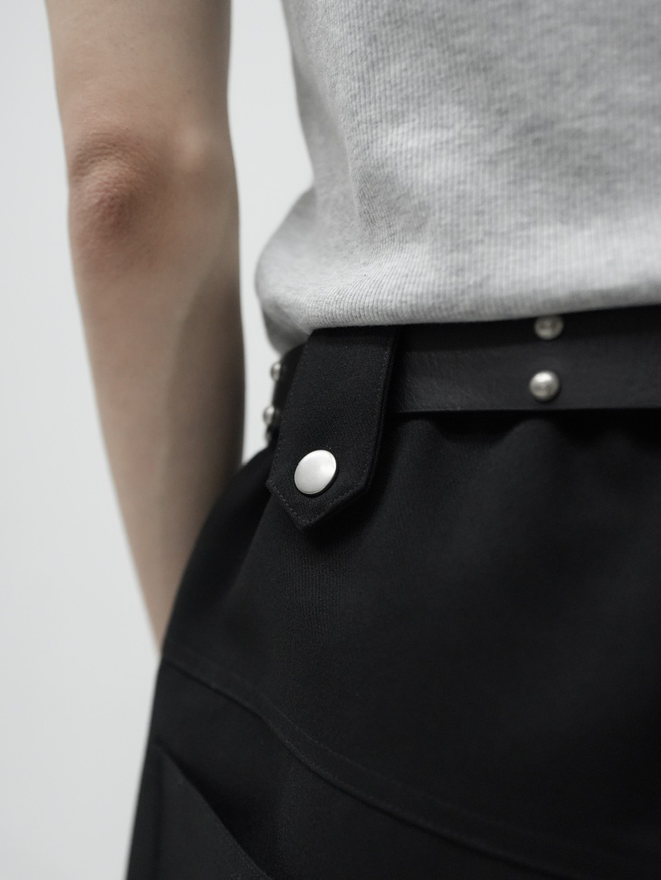 【CS】SEAM DESIGN DRAPE WIDE PANTS 