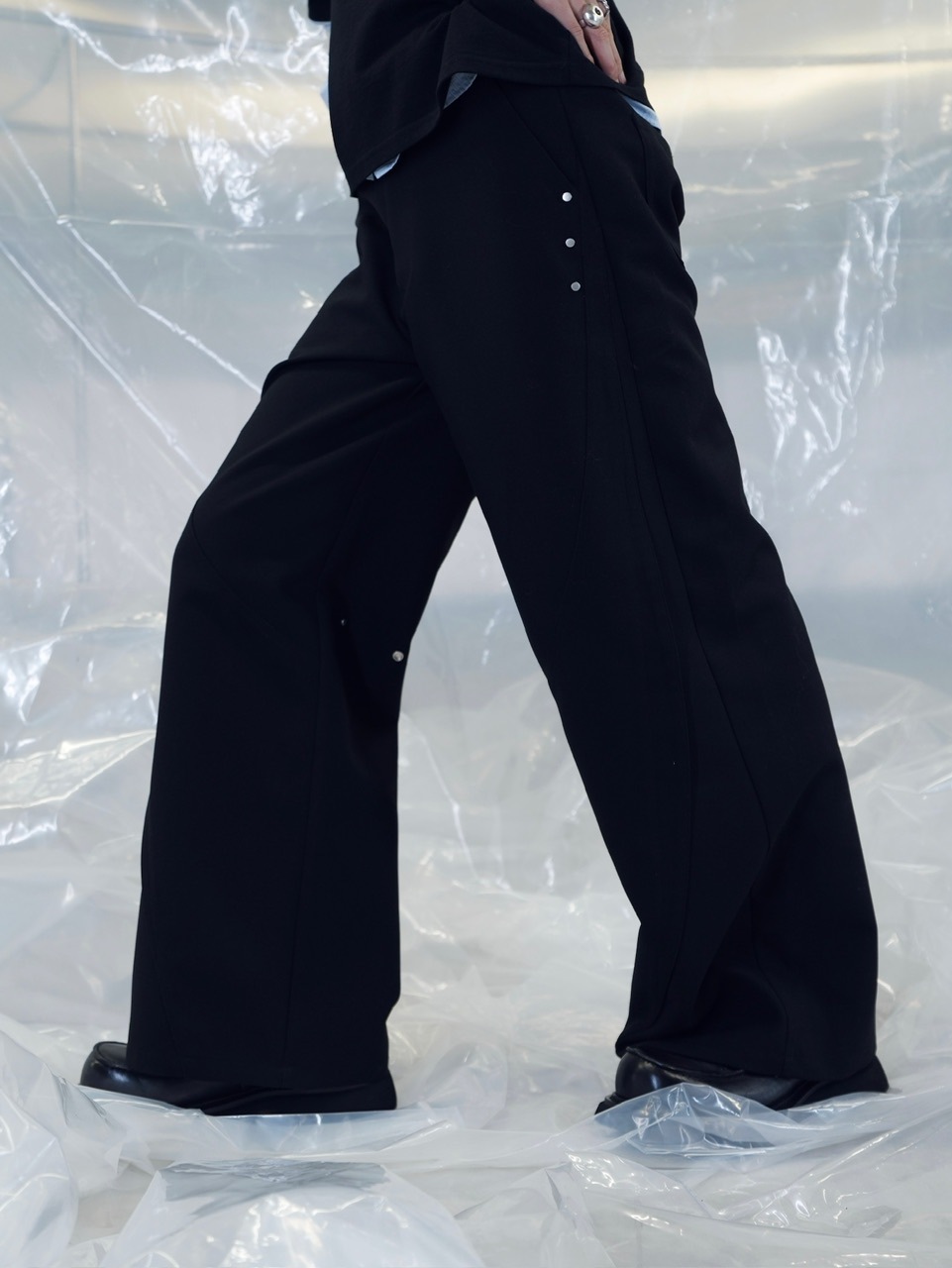 【CS】SEAM DESIGN DRAPE WIDE PANTS 