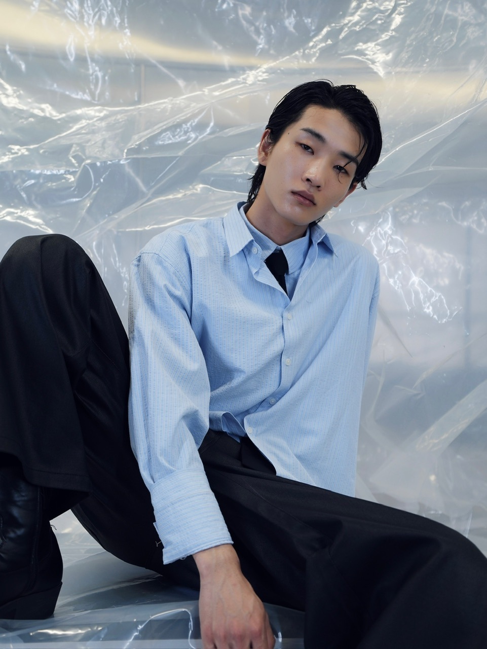 【CS】COATED WIDE DENIM PANTS (BLACK)
