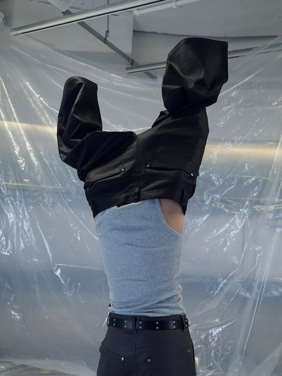 【CS】COATED WIDE DENIM PANTS (BLACK)