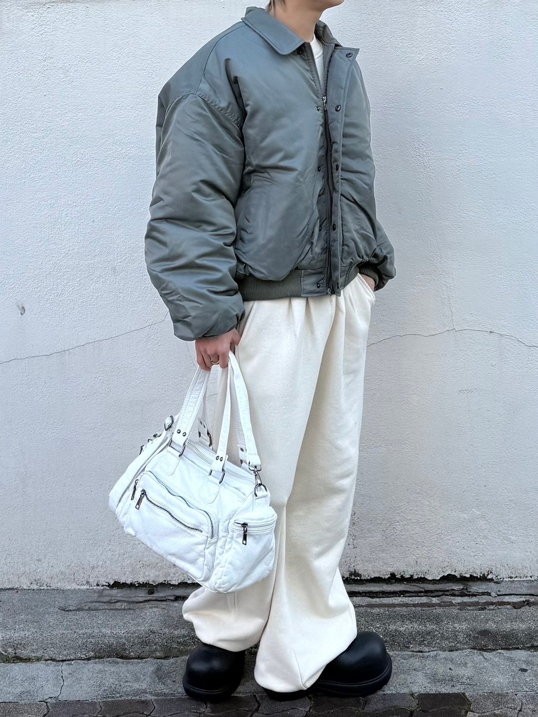 受注制【Chikashitsu +】vintage wash shoulder bag | OUR BRAND