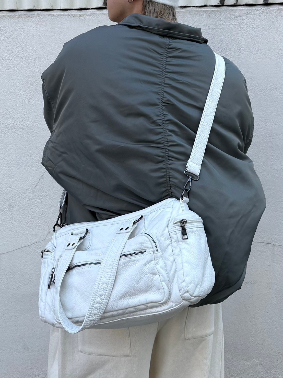 受注制【Chikashitsu +】vintage wash shoulder bag | OUR BRAND