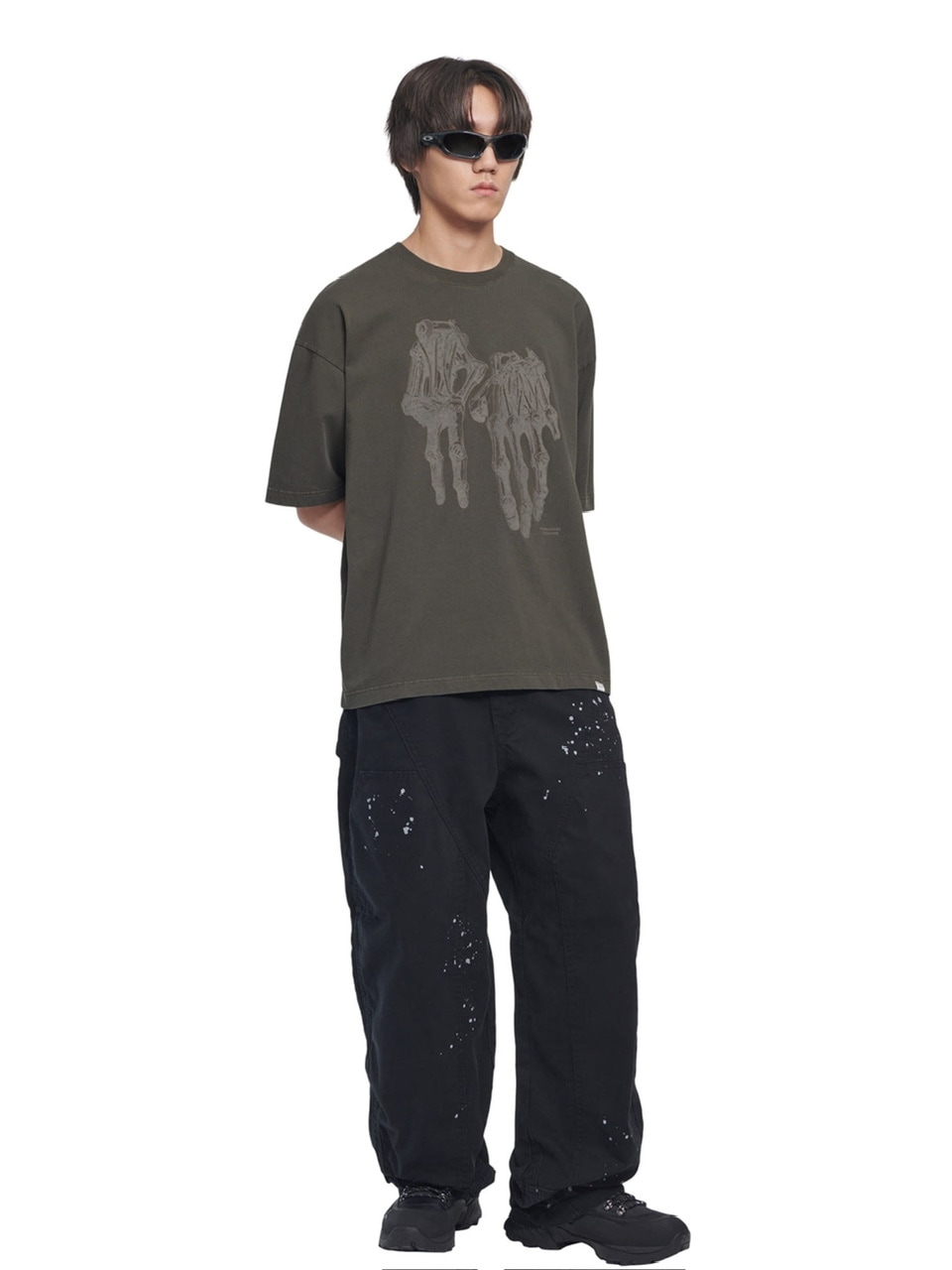 [NOMANUAL] ROBOTIC HAND NM T-SHIRT ★大人気★ NOMANUAL】ROBOTIC HAND NM T-SHIRT | OUR BRAND,NOMANUAL