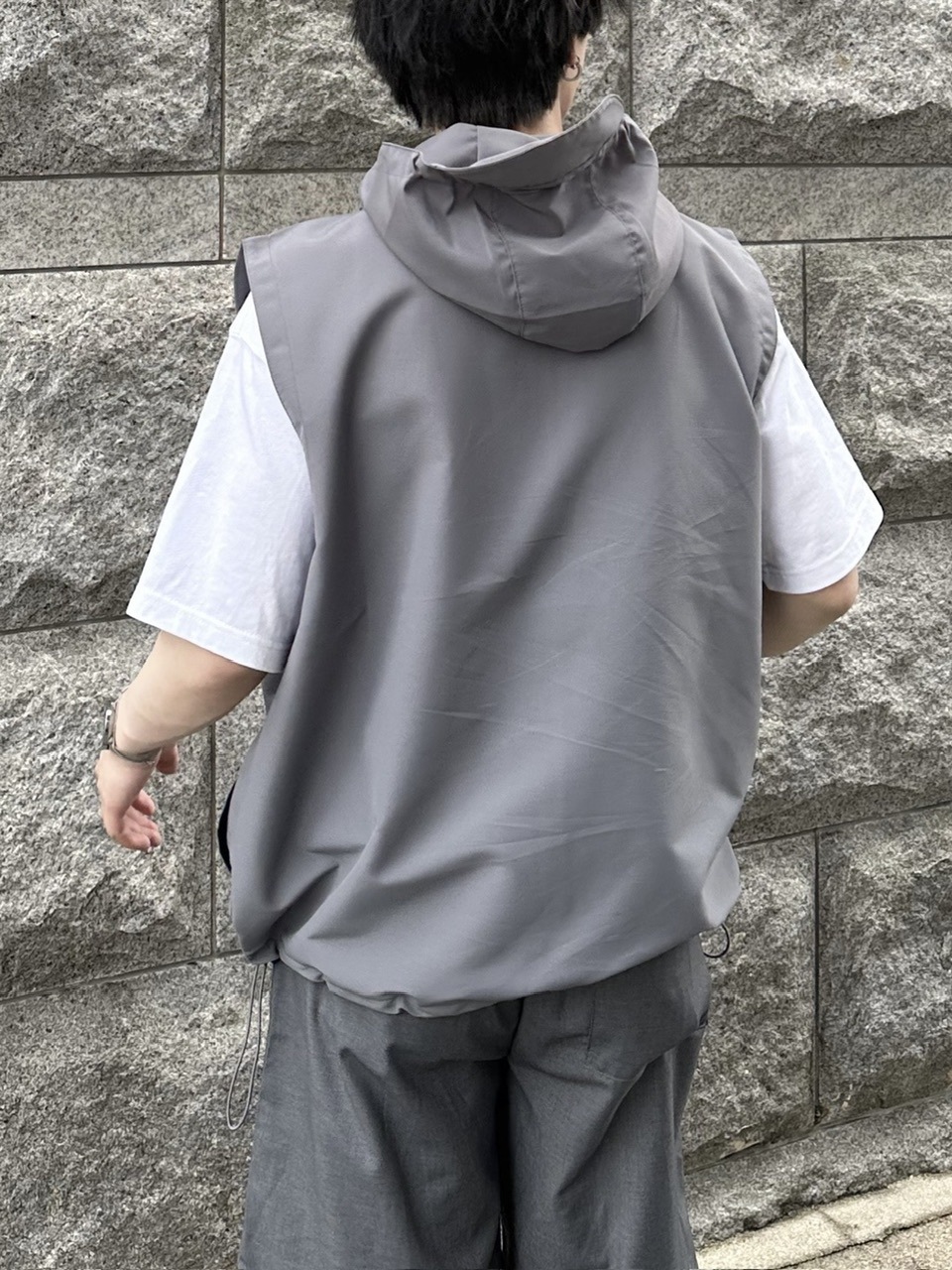 大阪店WEB限定受注制【Chikashitsu +】nylon hood vest (2color) | OUR
