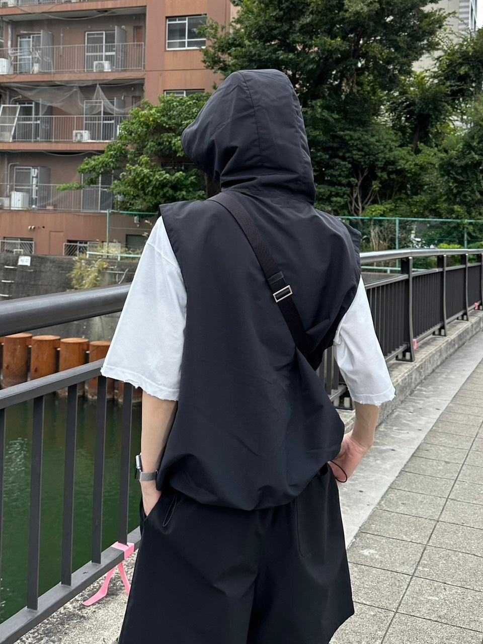 大阪店WEB限定受注制【Chikashitsu +】nylon hood vest (2color) | OUR