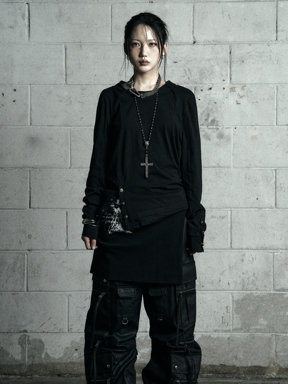【Rosen Kreuz】TIGHT FIT LAYERED Rosen Kreuz】TIGHT FIT LAYERED LONG SLEEVES | OUR BRAND