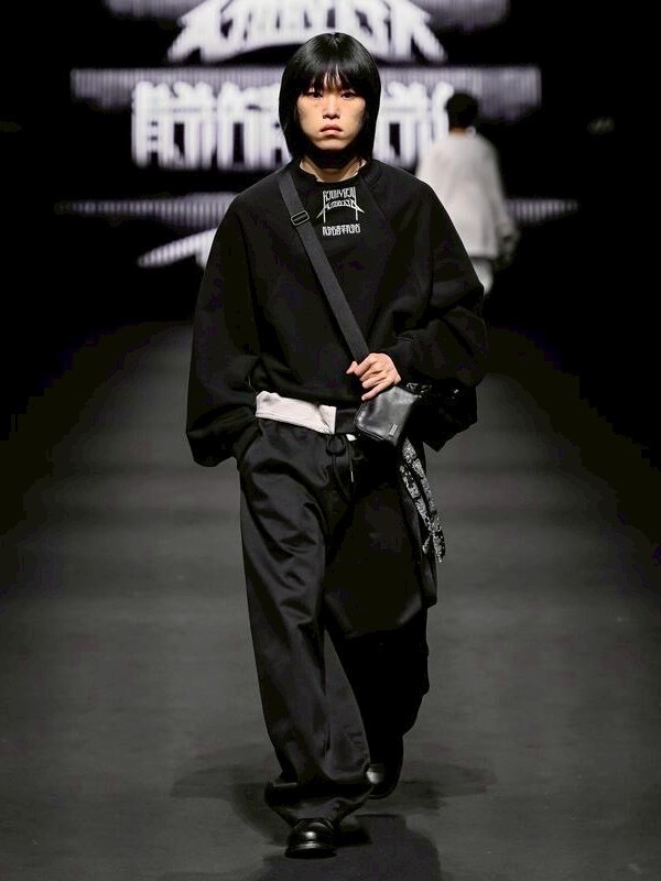 【AJOBYAJO】High Waist Oversized Pants / 【アジョバイアジョ】ハイウエストオーバーサイズカーゴパンツ