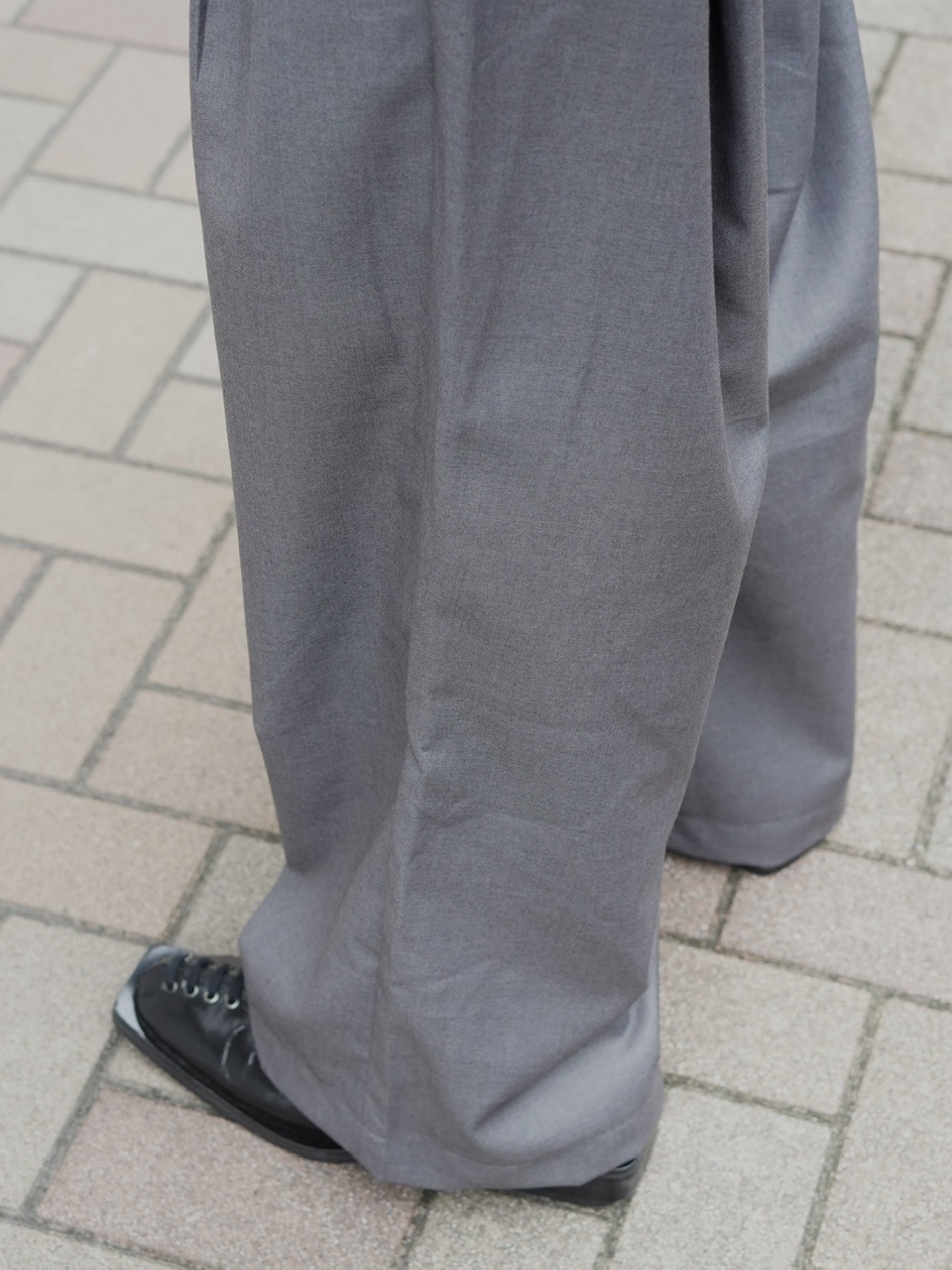 東京店WEB限定受注制【Chikashitsu +】wide tuck drape slacks / 【チカシツプラス】ワイドタックドレープスラックス (2color)