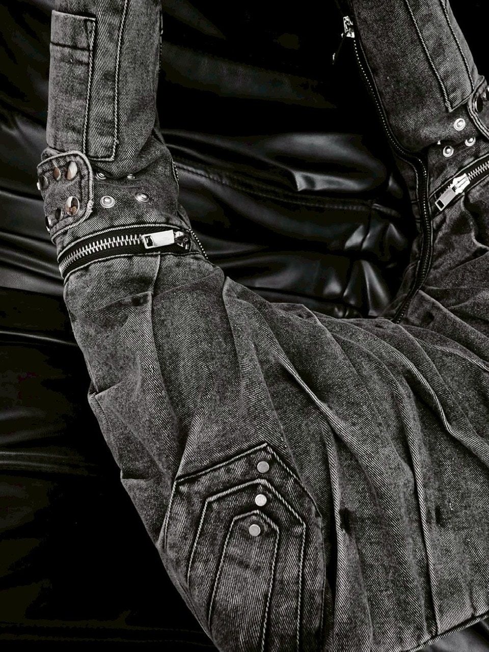 デニムリメイクバッグS ブラックストーンデニム デニムリメイクバッグS ブラックストーンデニム デニムリメイク風