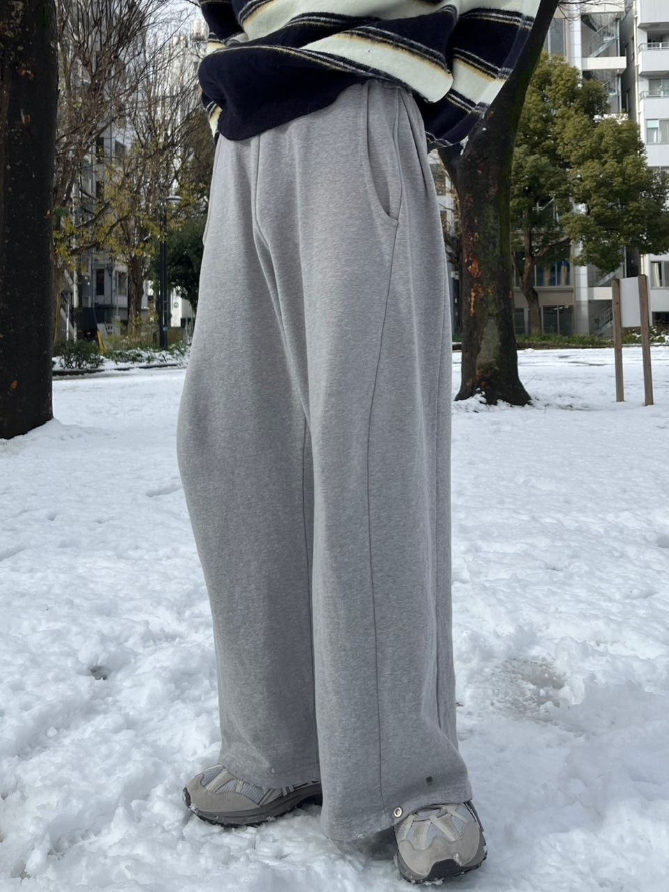 受注制【Chikashitsu +】snap button sweat pants (2color)