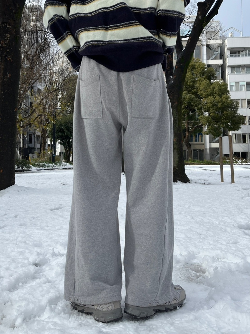 受注制【Chikashitsu +】snap button sweat pants (2color)