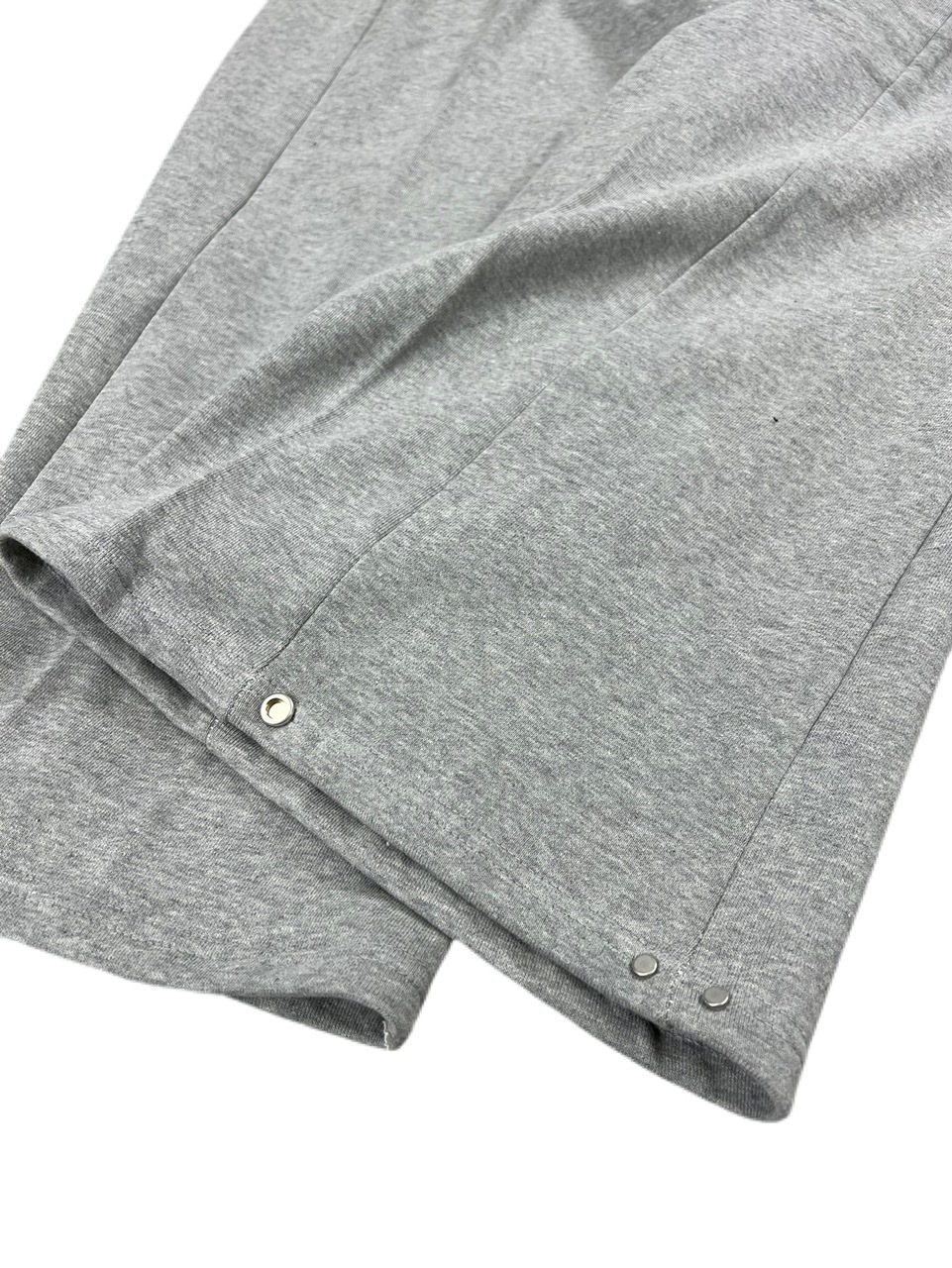 受注制【Chikashitsu +】snap button sweat pants (2color)