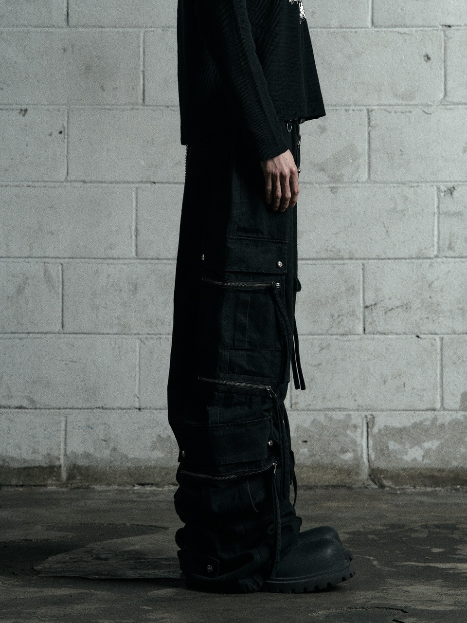 【Rosen Kreuz】CURVE FIT LONG CARGO PANTS