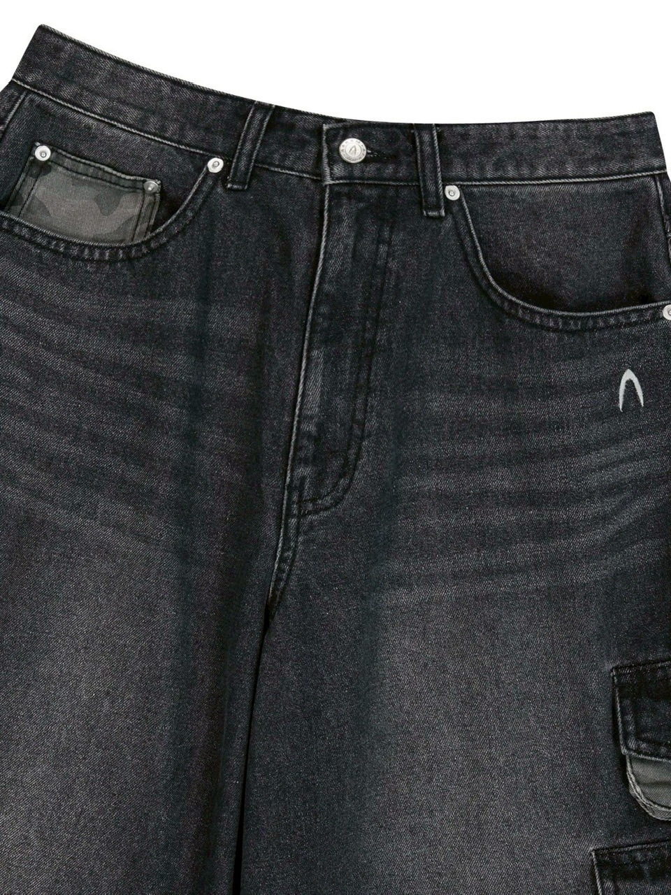 【AAKAM】Camo Patch Bermuda Denim Cargo Pants ★男女兼用★ AAKAM】Camo Patch Bermuda Denim Cargo Pants | OUR BRAND