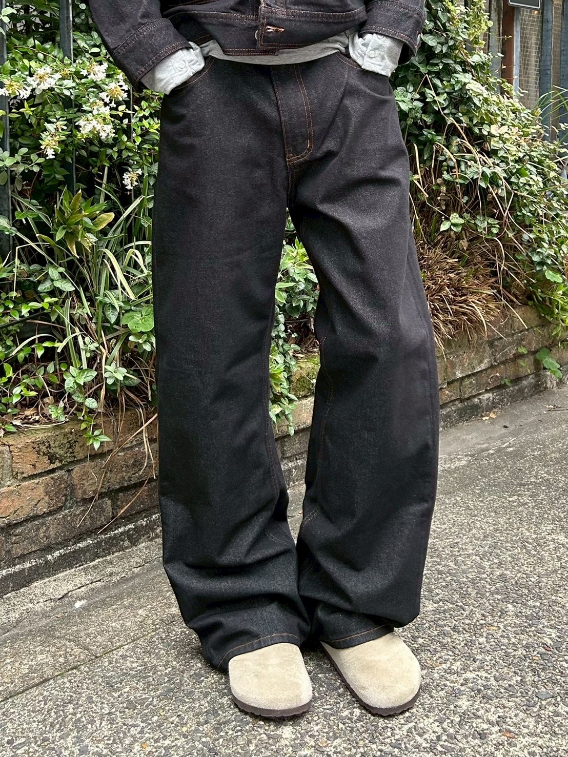 受注制【Chikashitsu +】semi wide rigid denim pants
