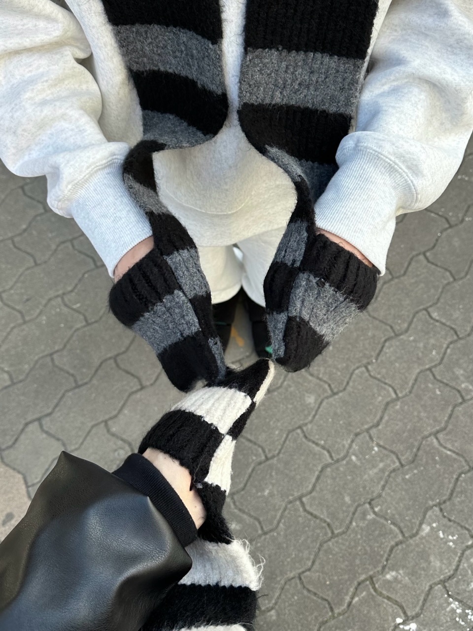 大阪店WEB限定【Chikashitsu +】border pocket muffler (2color)