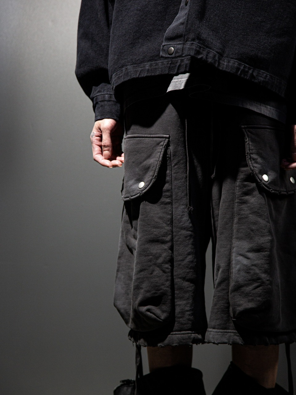 DIG YOUR OWN GRAVE グレー ショートパンツ DIG YOUR OWN GRAVE】FULL ZIP SHORTS | OUR BRAND,DIG YOUR OWN