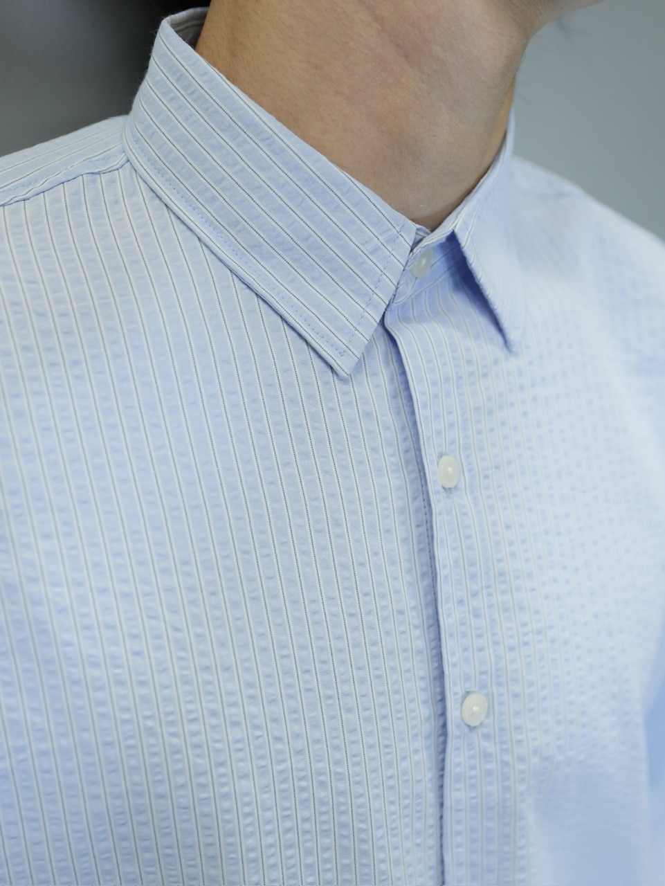 【CS】CROPPED STRIPE BUTTON UP SHIRT (BLUE)