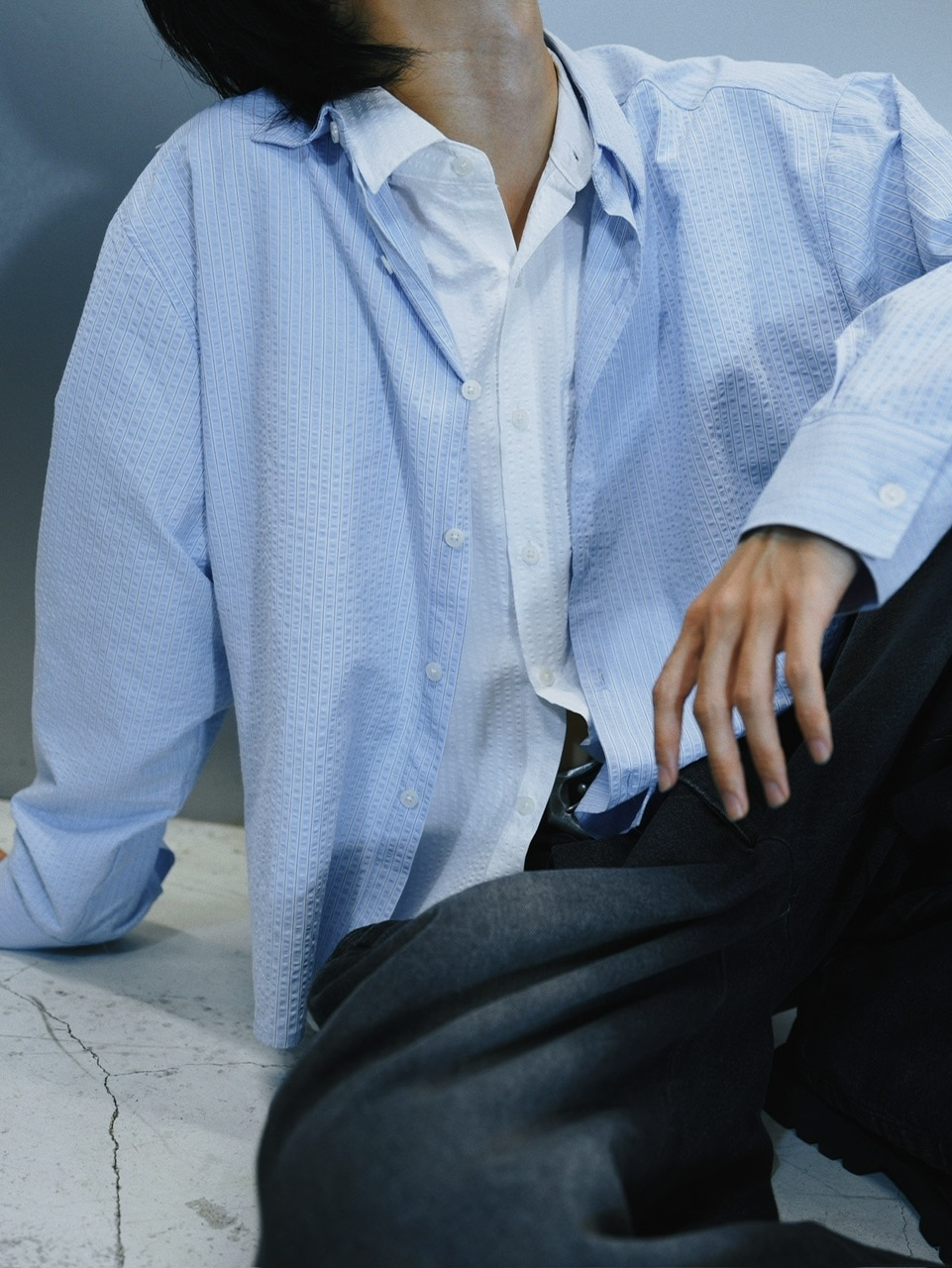 【CS】CROPPED STRIPE BUTTON UP SHIRT (BLUE)