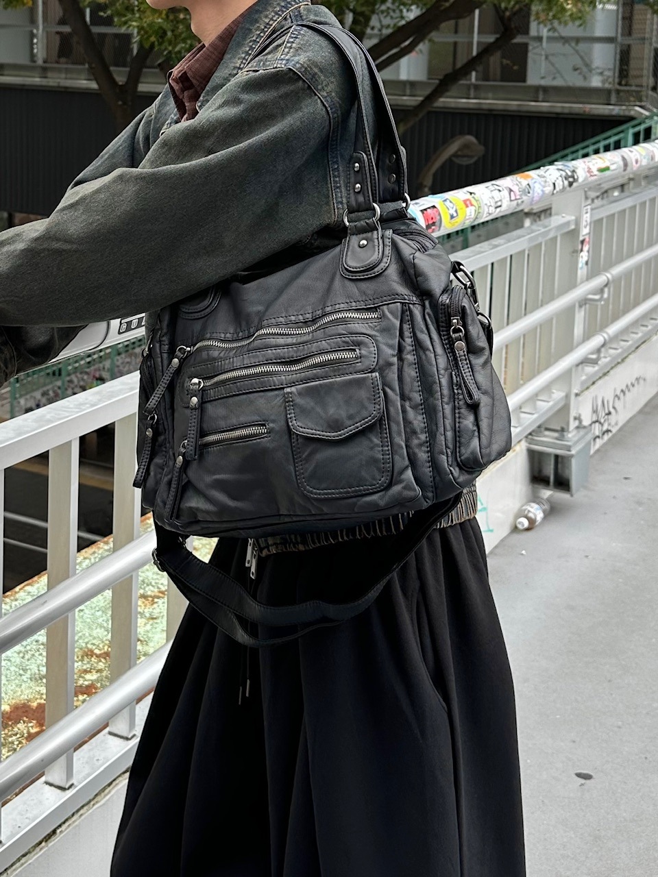 ゆす 大阪店WEB限定受注制【Chikashitsu +】leather studs shoulder bag