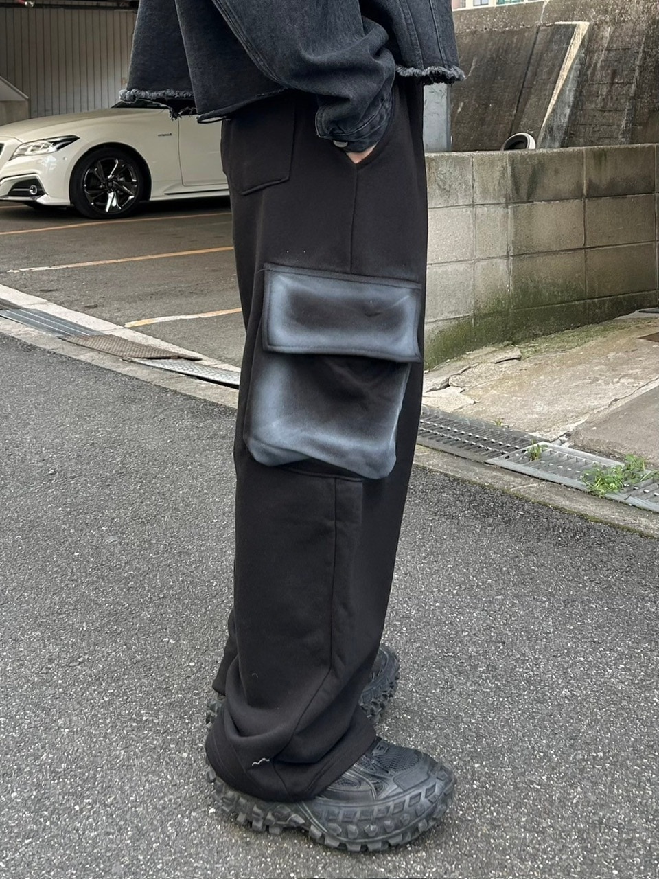 大阪店WEB限定【Chikashitsu +】washed sweat cargo pants (2color)