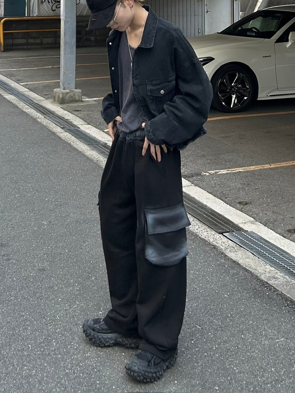 chikashitsu + tokyo 4ポケット　カーゴスウェット chikashitsu + tokyo 4ポケットカーゴスウェット