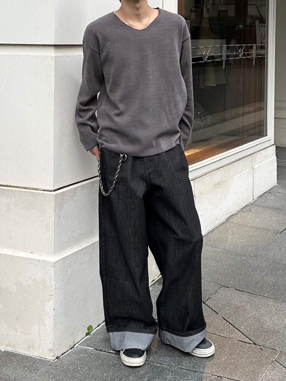 大阪店WEB限定受注制【Chikashitsu +】simple deck v neck knit