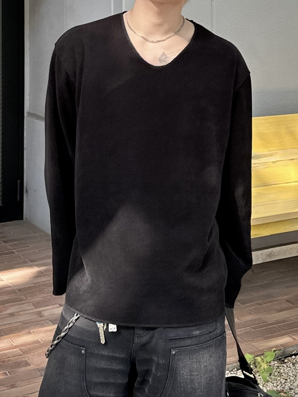 大阪店WEB限定受注制【Chikashitsu +】simple deck v neck knit