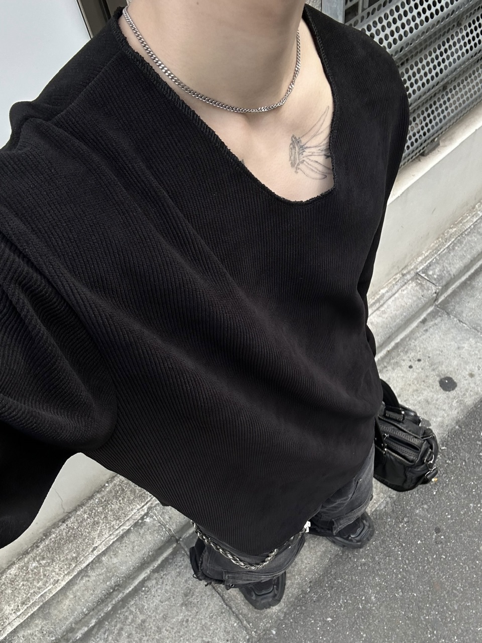 大阪店WEB限定受注制【Chikashitsu +】simple deck v neck knit