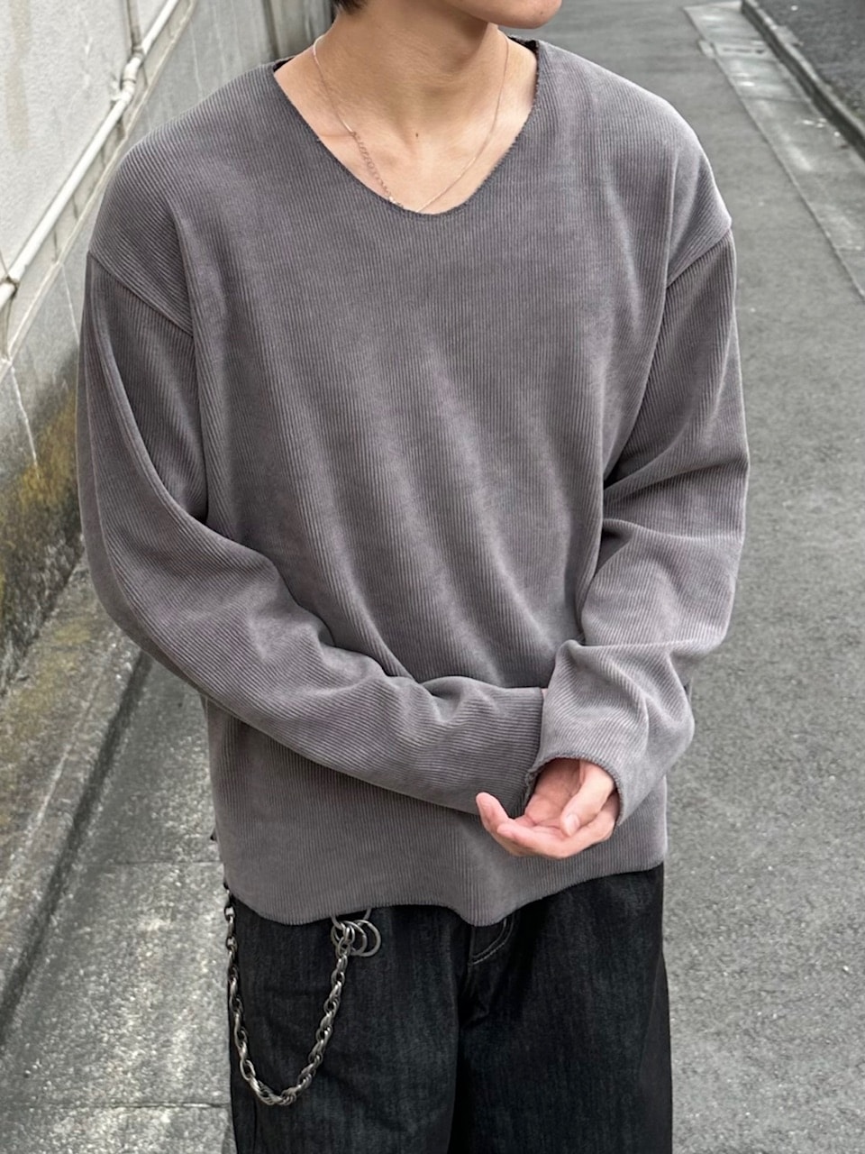 大阪店WEB限定受注制【Chikashitsu +】simple deck v neck knit