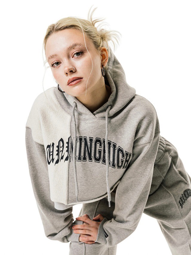 【running high】ARCH LOGO LAYERED CROP HOODIE