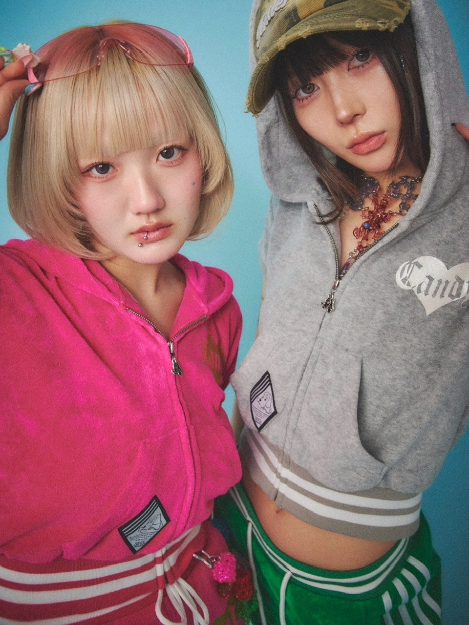 00s TRALALA ファーフード&ぽんぽんロゴパーカー himegal 00s TRALALA ファーフード&ぽんぽんロゴパーカー himegal