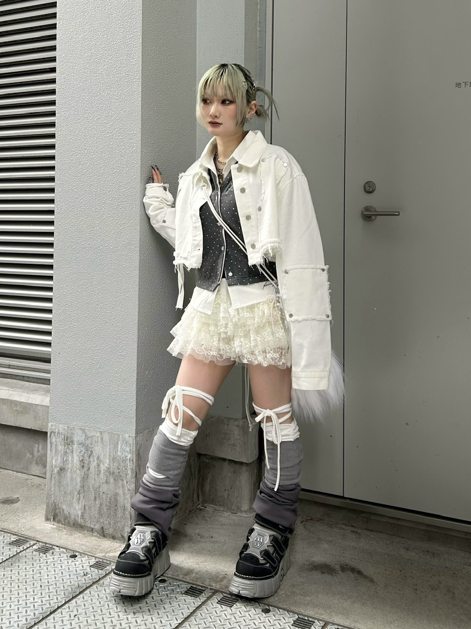 受注制【Never mind the XU】cancan lace mini skirt (2color) | OUR