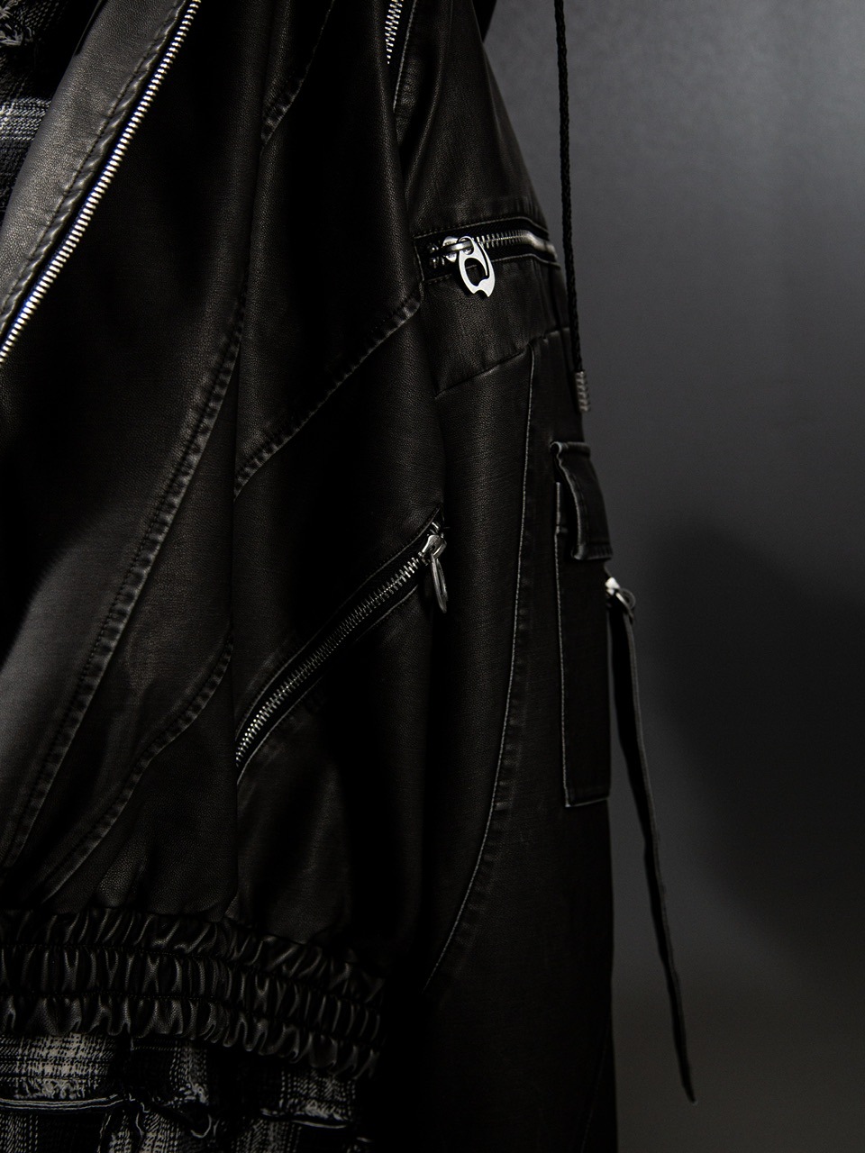 【DIG YOUR OWN GRAVE】LEATHER ZIP HOODY / 【ディグユアオウングレイブ】レザージップアップ長袖パーカー