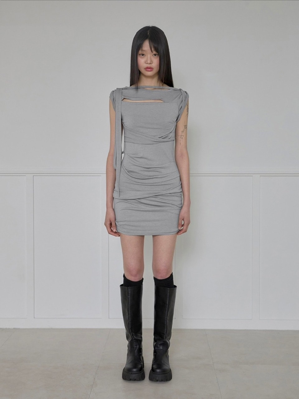 ●FLARE UP● Asymmetrical Draped Dress FL-166 (3色) FLAREUP】Asymmetrical Draped Strap Roll-Up Dress | OUR BRAND