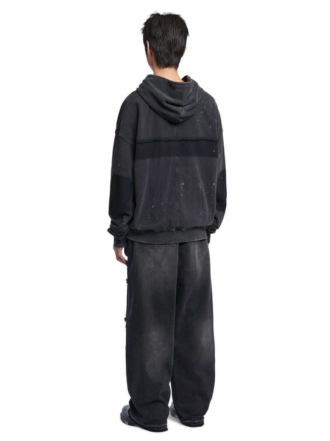 【NOMANUAL】DETACHED PATCH HOODED ZIP-UP 