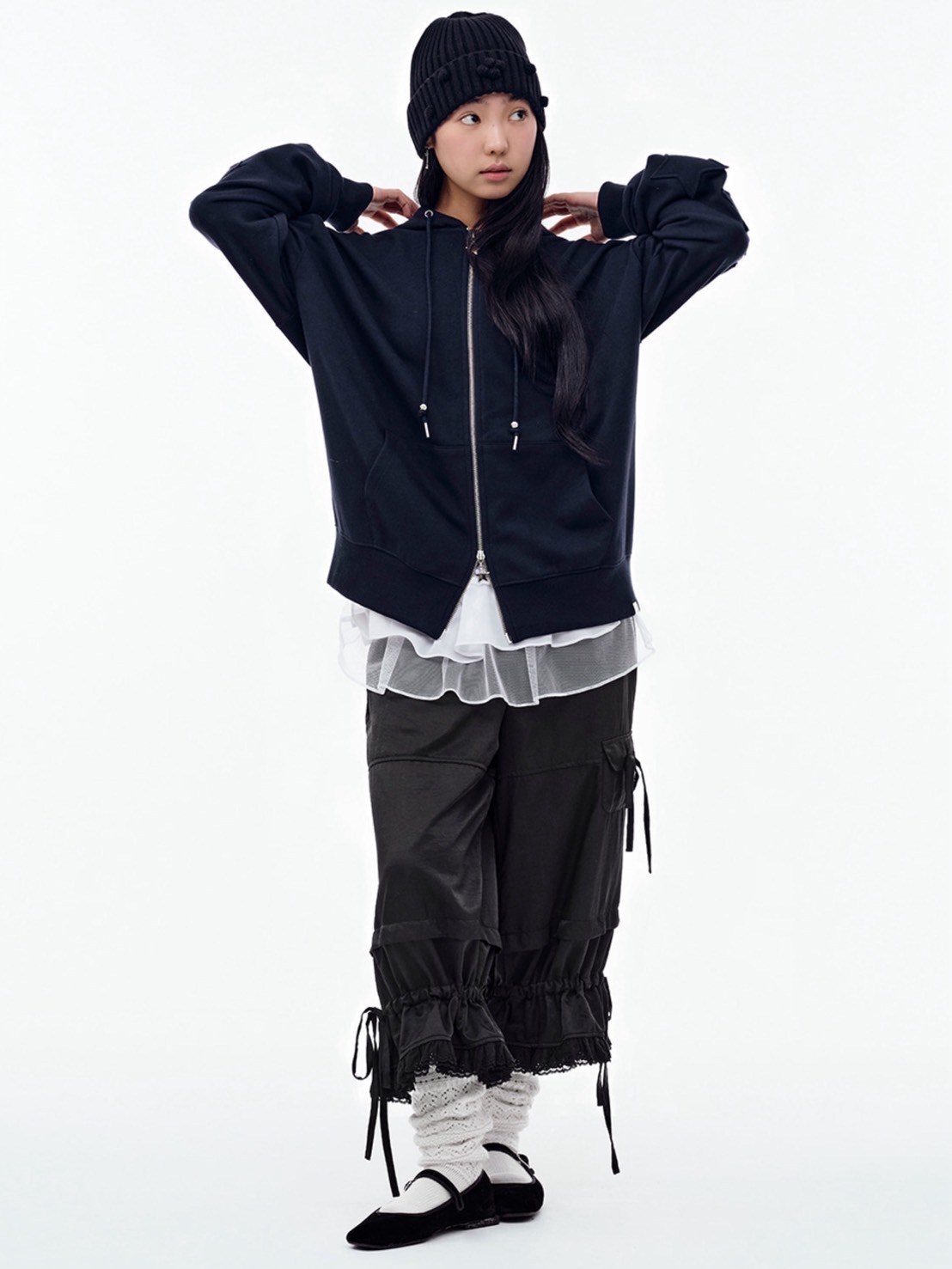 TUOMIO】STAR PATCH HOOD ZIP-UP / 【トゥオミオ】スターパッチフード