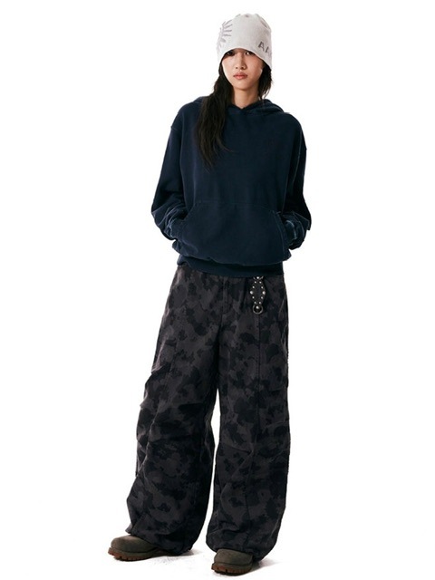 ★AAKAM★ Knee Pin-tuck Camouflage Twill Pants AAKAM】Knee Pin-tuck Camouflage Twill Pants | OUR BRAND