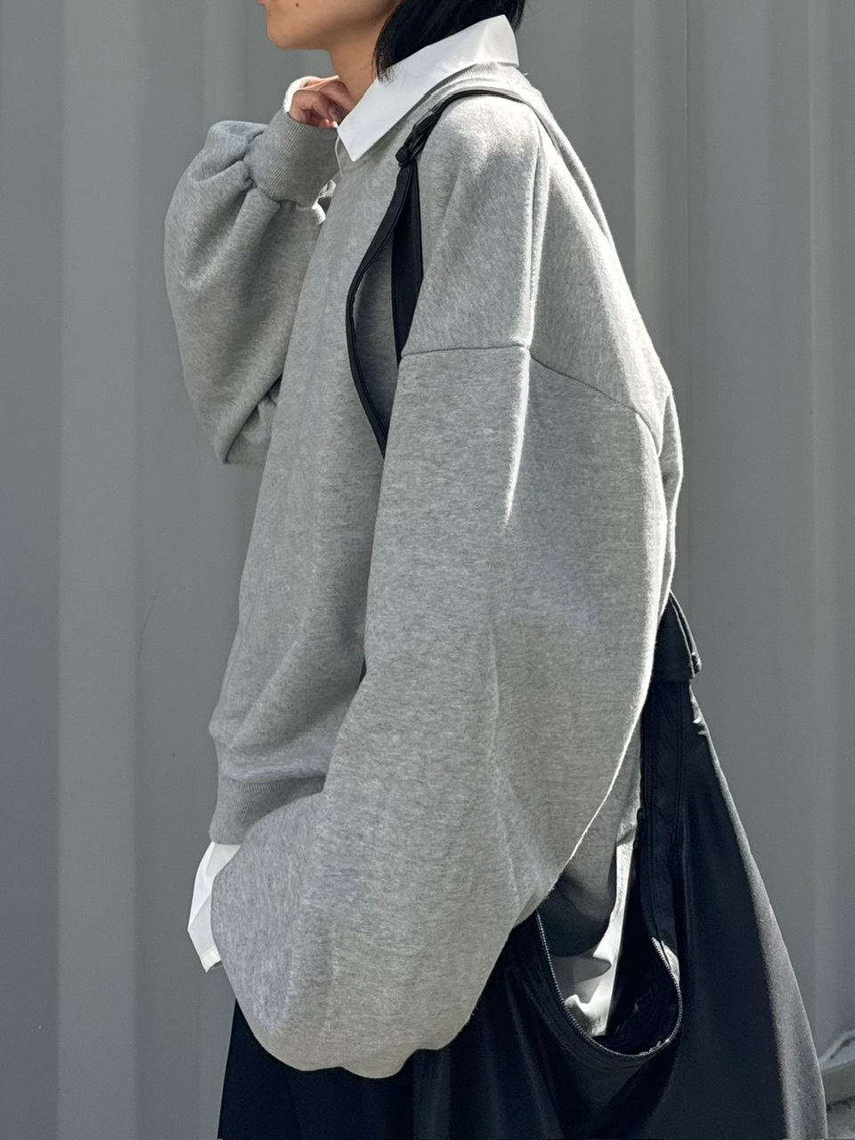 受注制【Chikashitsu +】unisex cropped balloon sweat (3color)