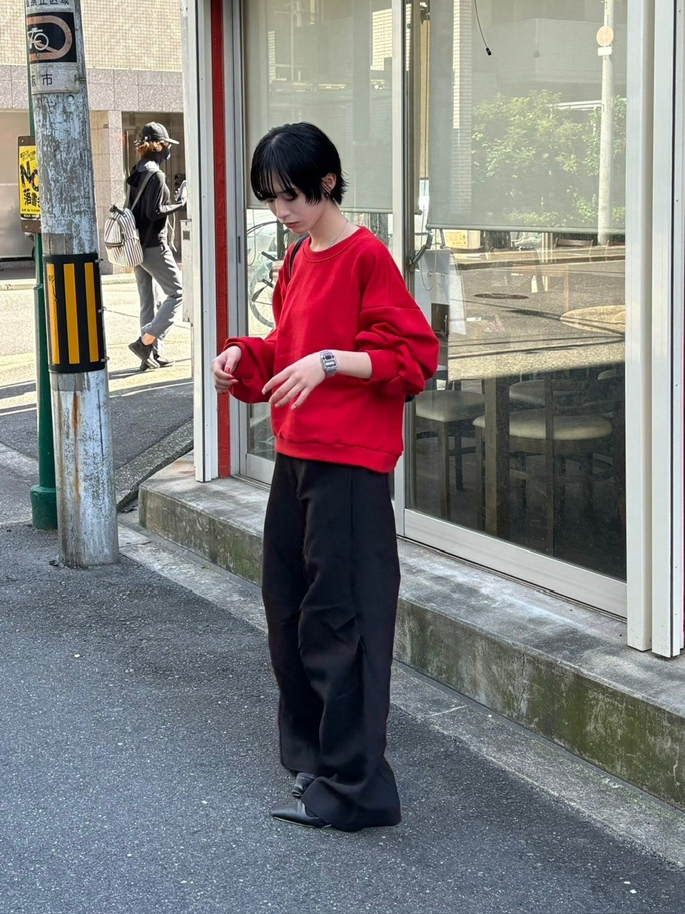 受注制【Chikashitsu +】unisex cropped balloon sweat (3color)