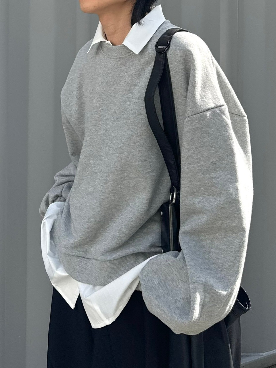 受注制【Chikashitsu +】unisex cropped balloon sweat (3color)