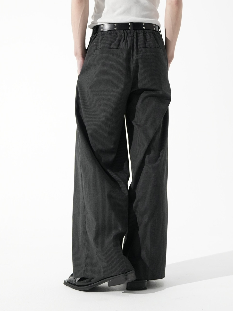 CS】stripe cross tuck drape slacks (gray) | OUR BRAND,Chikashitsu